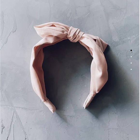 Kristin Ess Hair - The Satin Bow Headband - Blush - Picture 1 of 11